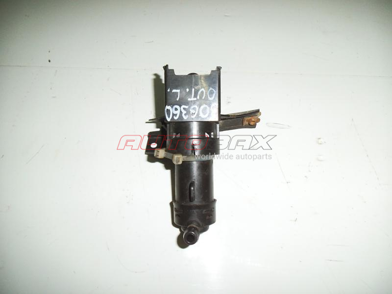 Headlight Washer Nozzle/Cover Outlander (CU) 2003>2009