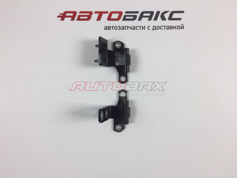 Rear Left Door Hinge Infiniti M-35/45 (Y50) 2004>2009