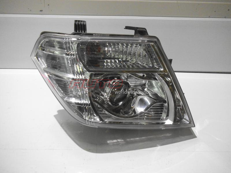 Headlight Right Pathfinder (R51M) 2004>2013