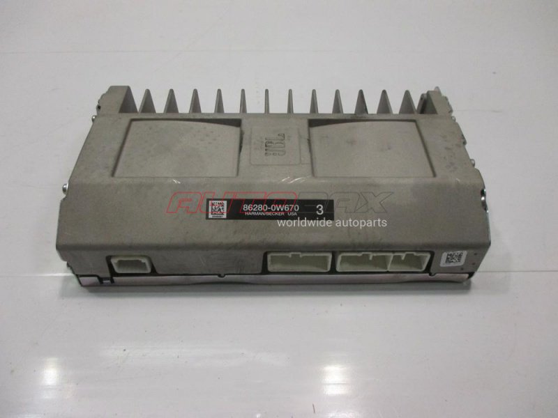 Amplifier Audio/TV Tuner Land Cruiser (150) Prado 2009>