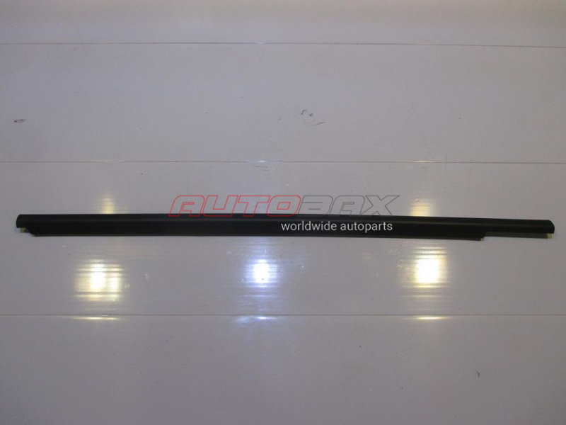 Front Right Door Glass Seal Santa Fe (CM) 2005>2012