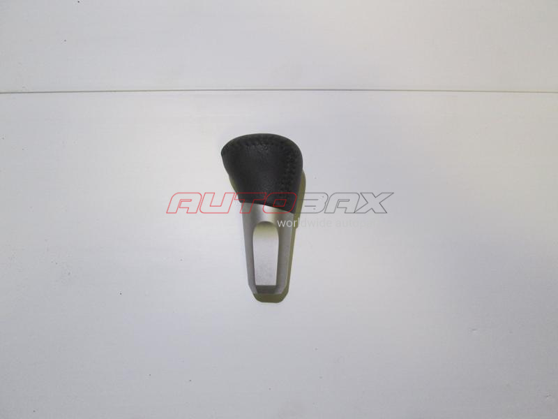Manual/Automatic Transmission Shift Knob Outlander XL (CW) 2006>2012