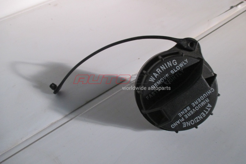 Fuel Filler Door / Mechanism / Cap Santa Fe (CM) 2005>2012