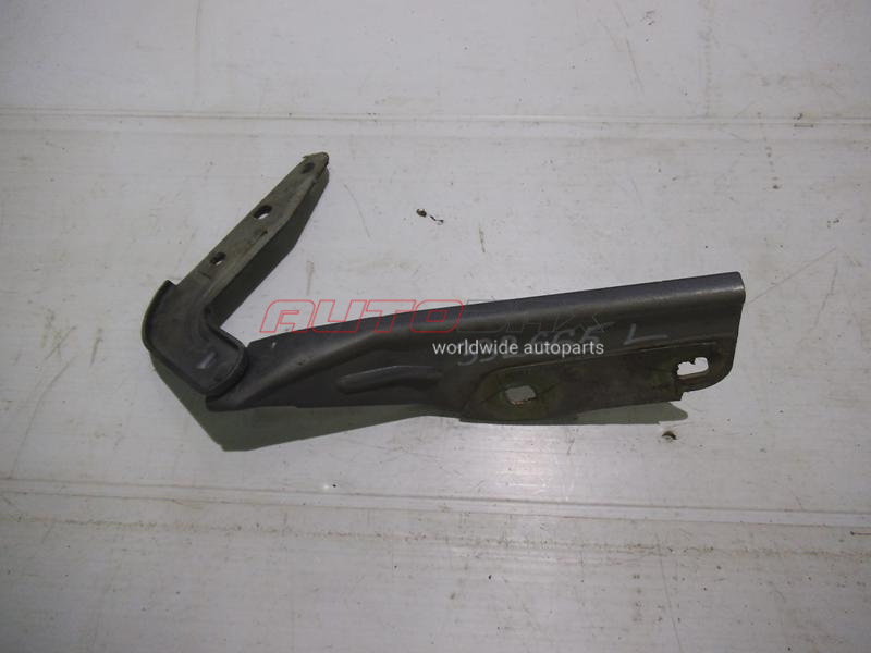 Hood Hinge Left Porsche Cayenne 2003>2010