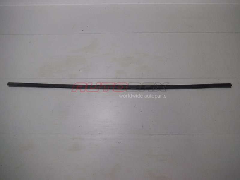 Rear Right Door Glass Seal Touran 2003>2010