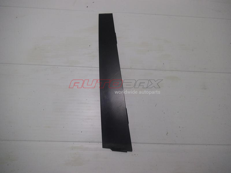 Molding / Trim Door Front Right Touran 2003>2010