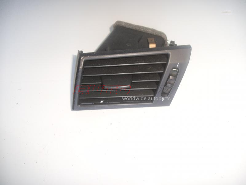 Dashboard Vent / Deflector X3 (E83) 2004>2010