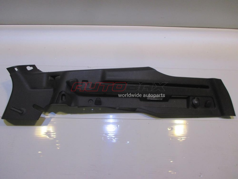 Trunk Trim/Filler Ford Focus III 2011>