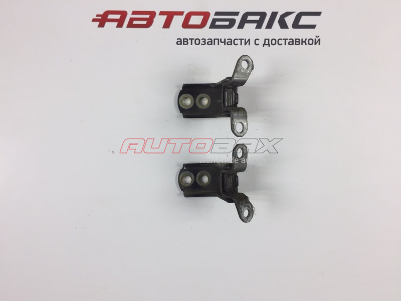 Front Left Door Hinge Infiniti M-35/45 (Y50) 2004>2009