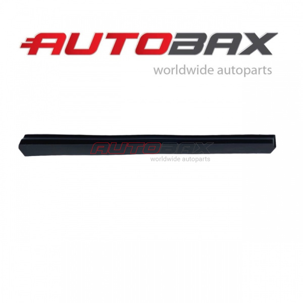 Front Right Door Molding/Trim Nissan Pathfinder (R52) 2014>
