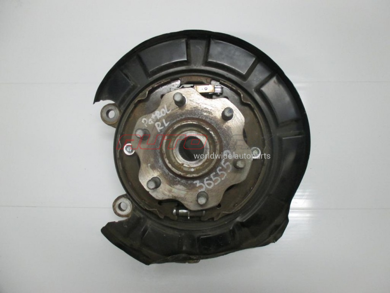 Knuckle Rear Left Nissan Patrol (Y62) 2010>