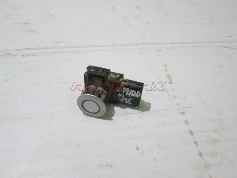 Parktronic Sensor/Parktronic Bracket Toyota Land Cruiser (150) Prado 2009>