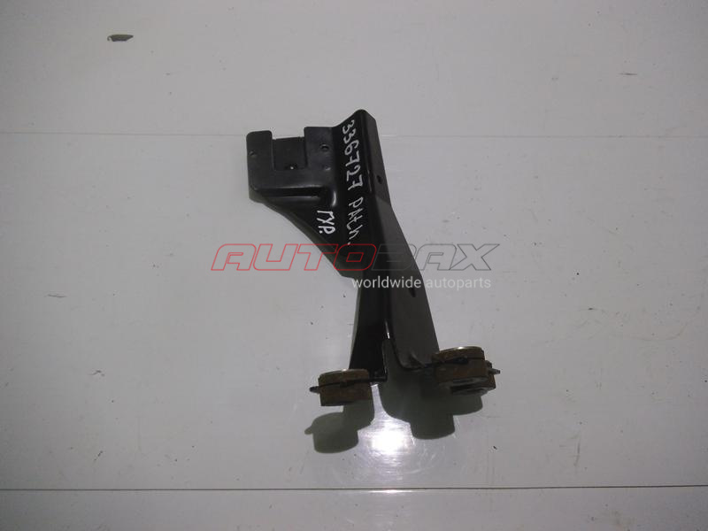 Power steering reservoir bracket Nissan Pathfinder (R51M) 2004>2013