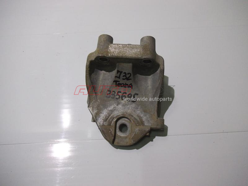 Engine/Transmission Mount Bracket Nissan Teana (J32) 2008>2013