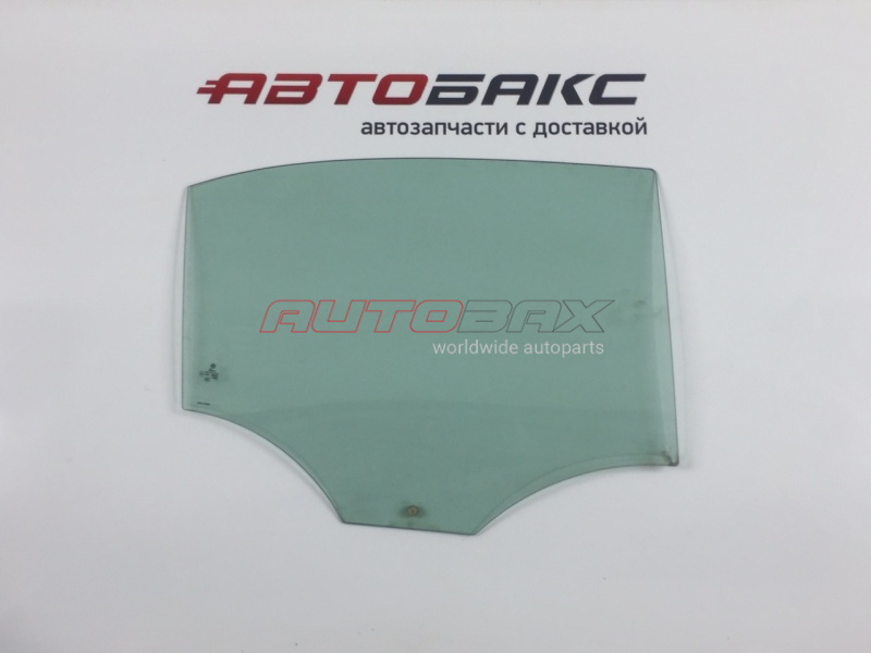 Glass Rear Right Jetta 2011>