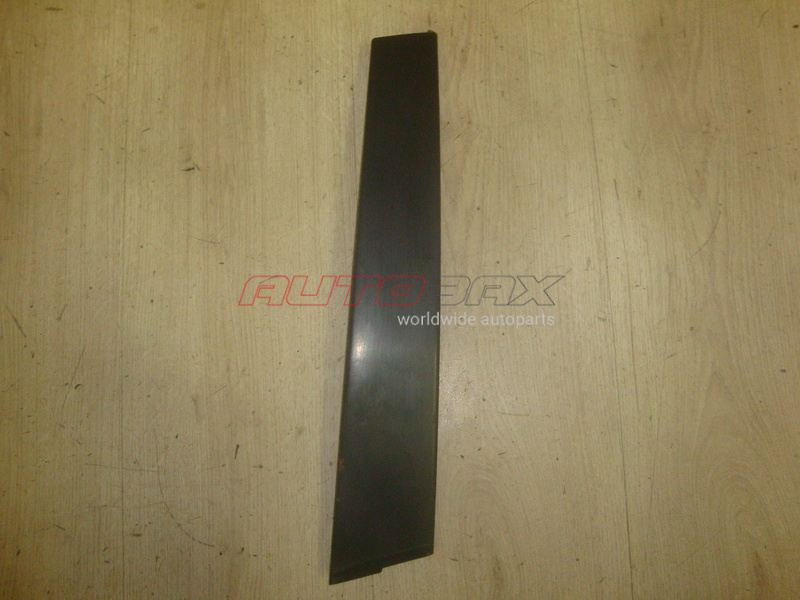 Front Left Door Molding / Trim Sebring/Stratus 2001>2006