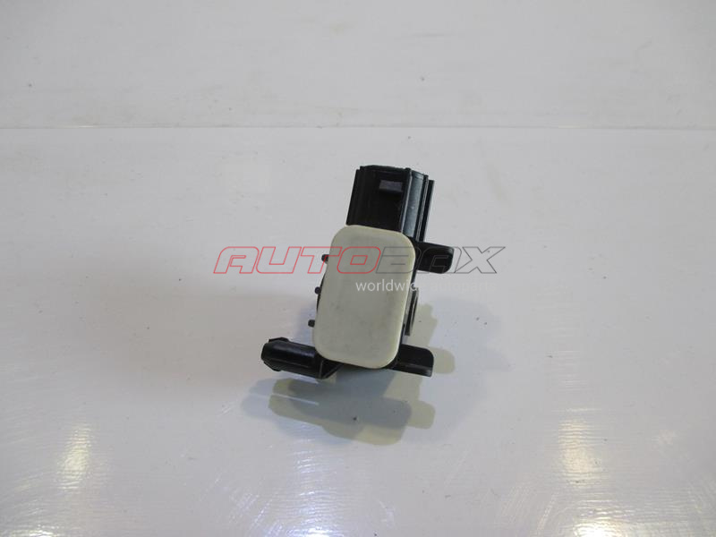 Impact Sensor Juke (F15) 2011>
