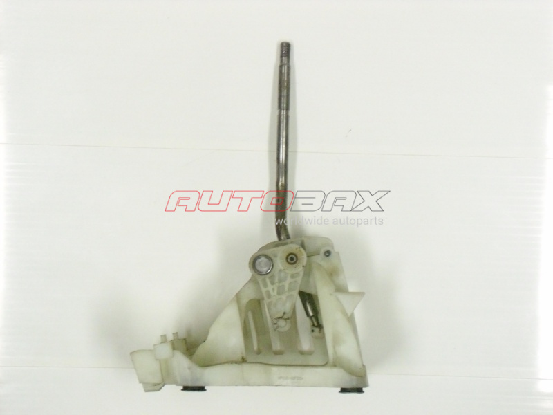 Gear Shift Gate (Inside) Toyota Camry (V40) 2006>2011