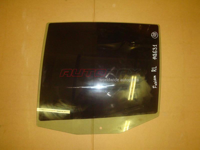 Glass Rear Left Fusion 2002>