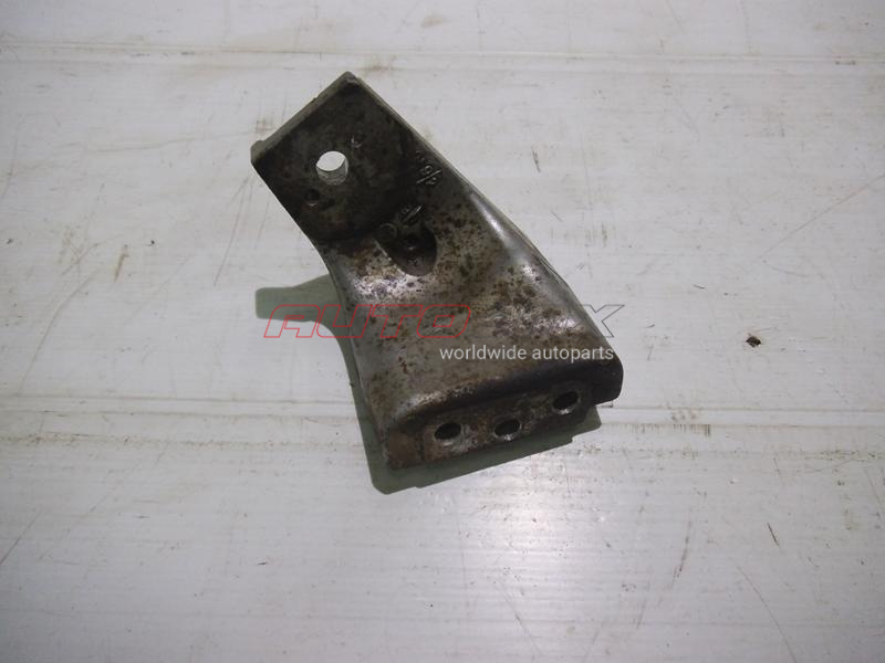 Engine/Transmission Mount Bracket Outlander (CU) 2003>2009