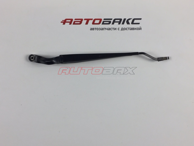 Right Wiper Arm M-35/45 (Y50) 2004>2009