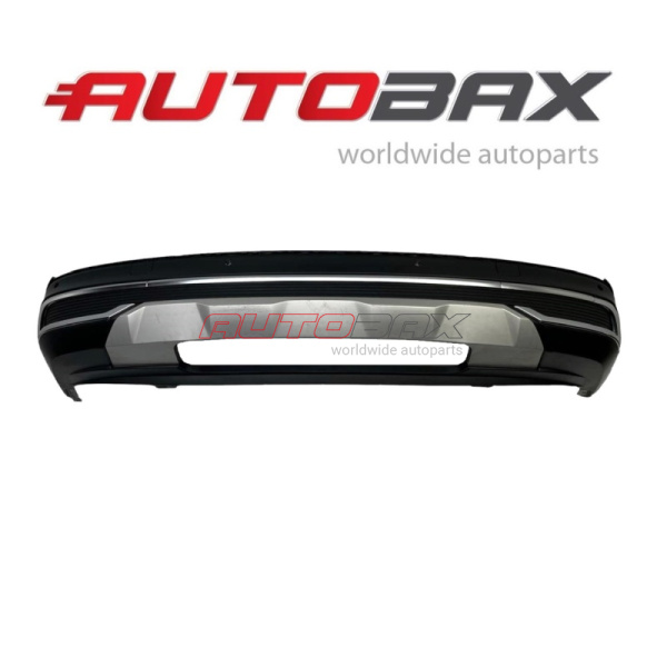 Rear Bumper Molding/Trim Audi Q7 2015>