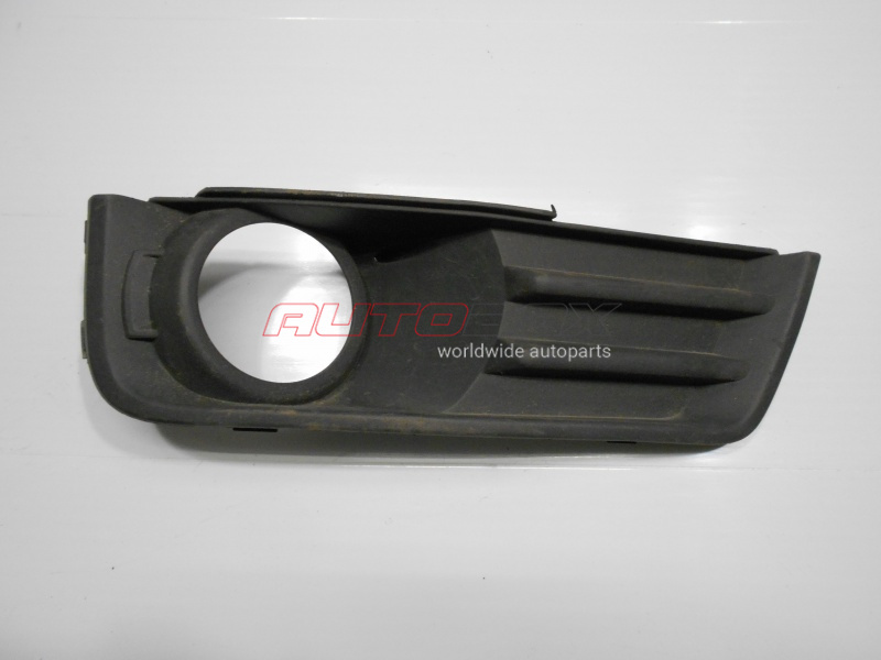 Grille/Fog Lamp C-Max 2004>2010