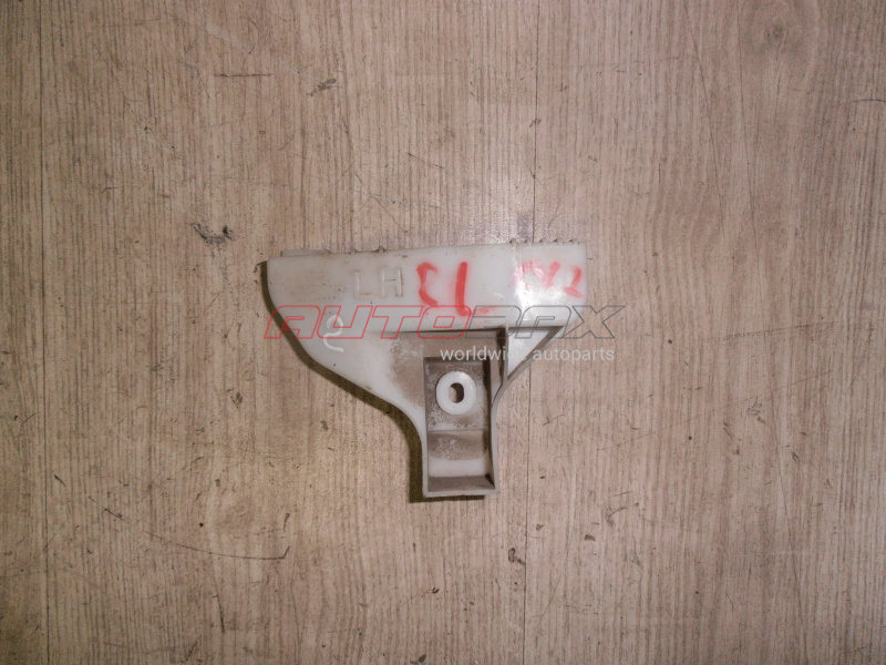 Left Rear Bumper Bracket CX 7 2007>