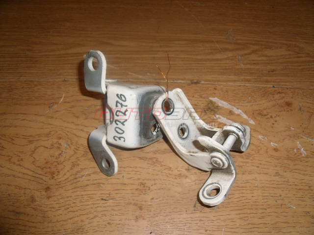 Rear Right Door Hinge CR-V 2007>2012
