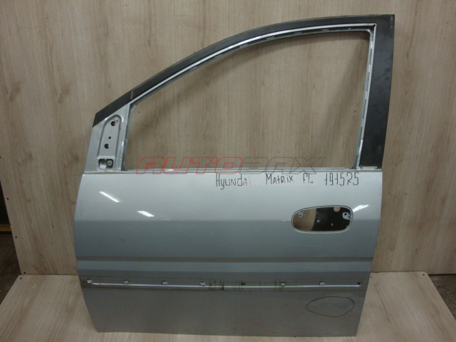 Door Front Left Matrix 2001>