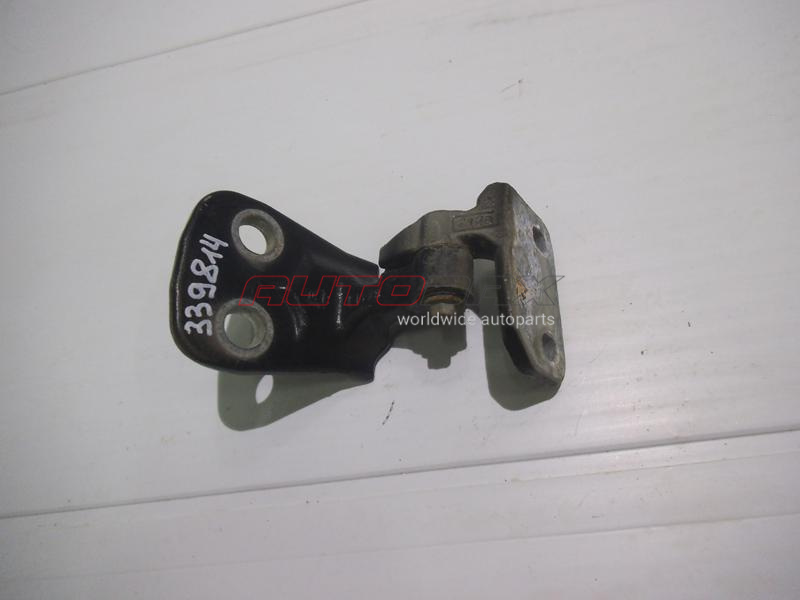 Front Left Door Hinge Discovery III 2004>2009