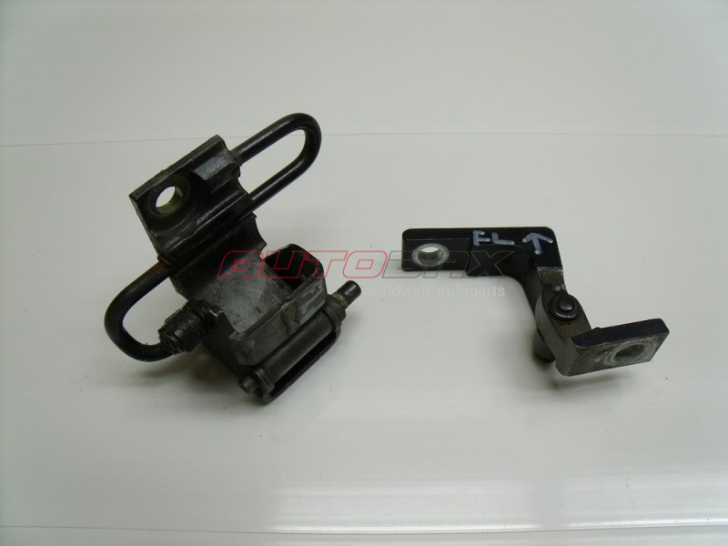 Door Hinge Front Left Touareg 2002>2010