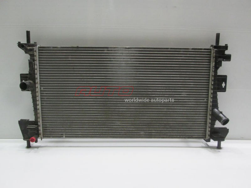 Main Radiator Ford Focus III 2011>