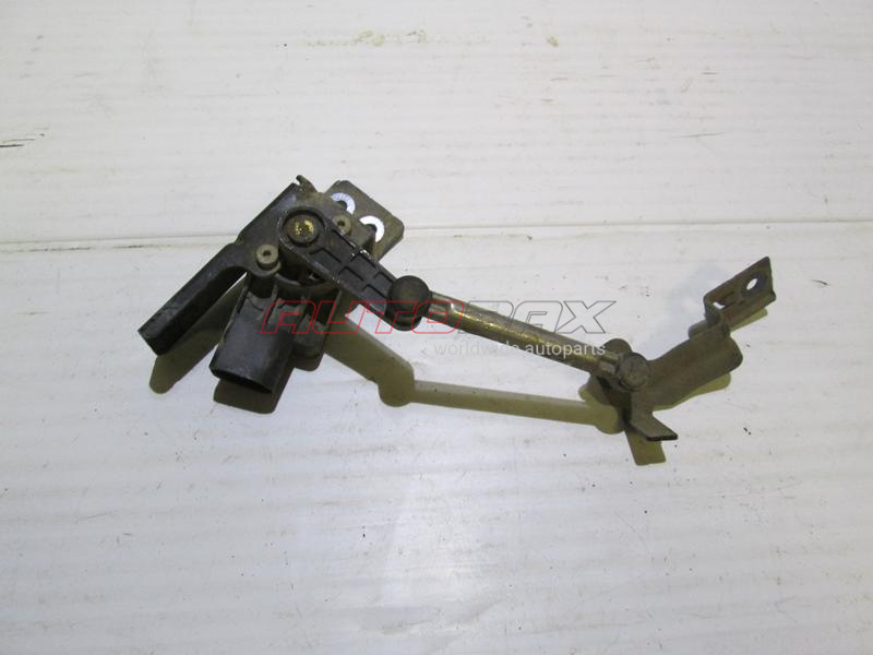 Ride Height / Suspension Level Sensor Pathfinder (R51M) 2004>2013