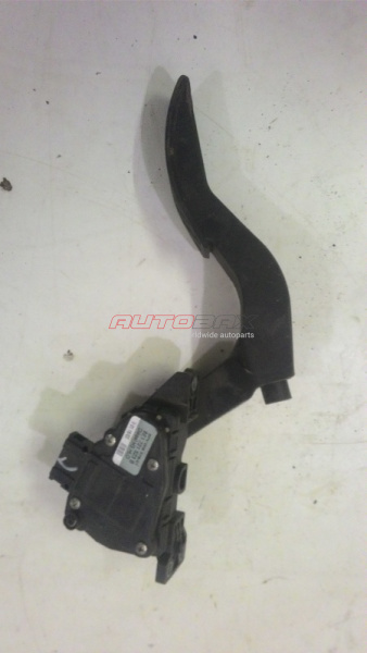 Accelerator Pedal A4 (B6) 2000>2004