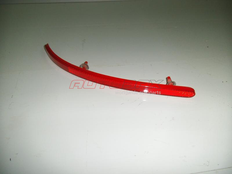 Rear Bumper Reflector Chrysler/Dodge Sebring/Stratus 2001>2006