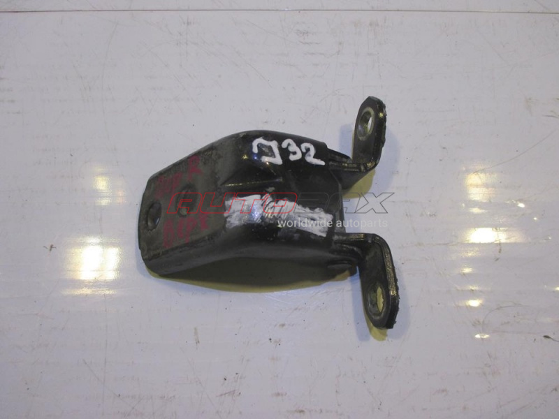 Front Right Door Hinge Teana (J32) 2008>2013
