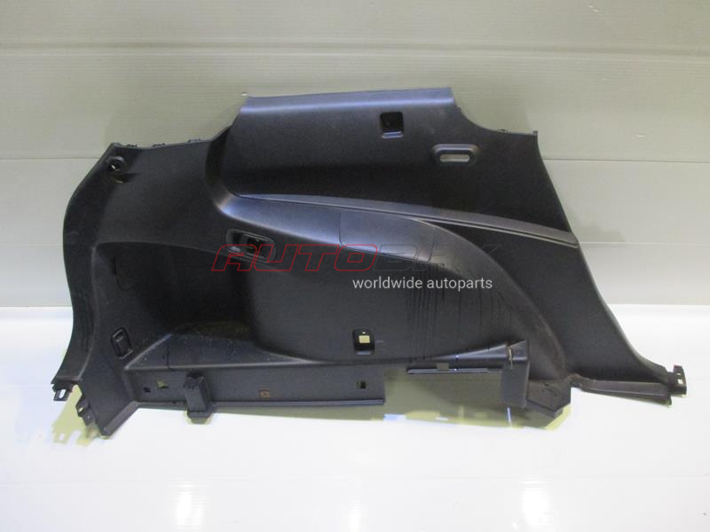 Trunk Trim/Filler Mazda CX 7 2007>