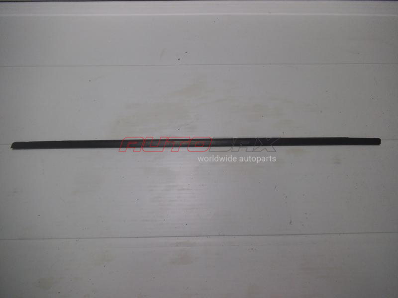 Window Seal Front Left Door Touran 2003>2010