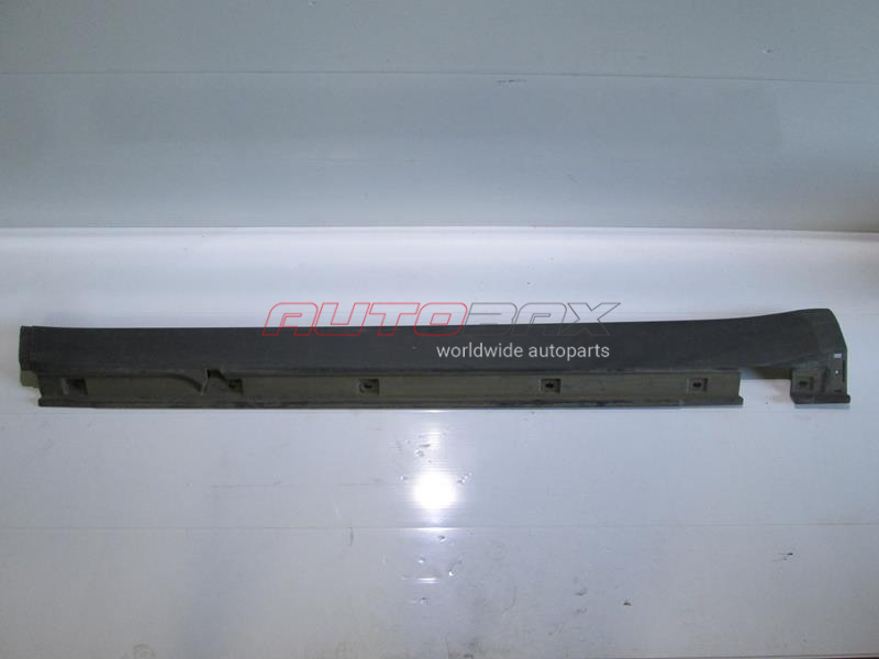 Threshold Trim / Scuff Plate Mercedes Benz M-Class (W164) ML 2005>2011