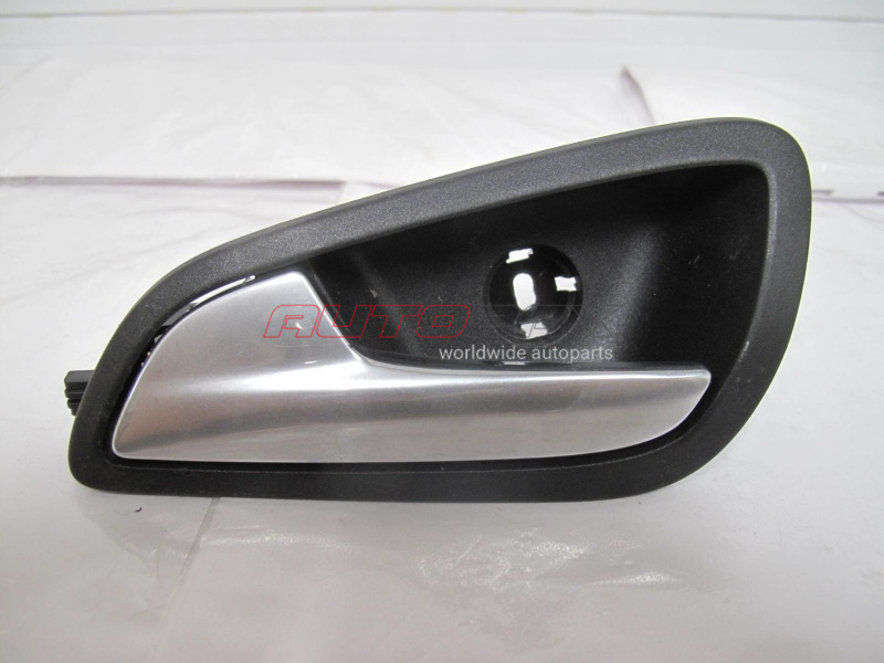 Left Interior Door Handle Focus III 2011>