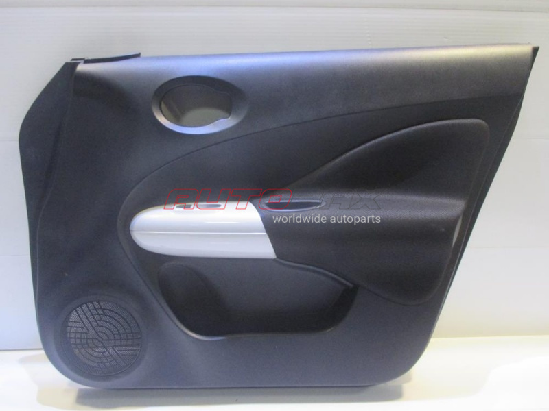 Front Right Door Trim Panel Nissan Juke (F15) 2011>