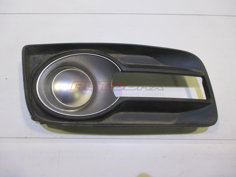 Fog Light Grille/Bezel CX 7 2007>