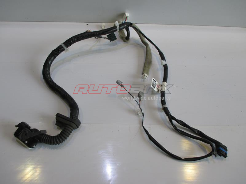 Front Left Door Wiring Harness Juke (F15) 2011>