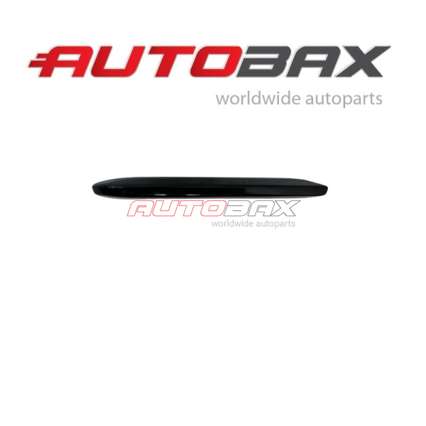 Front Left Fender Trim Aston Martin DBX 2019>