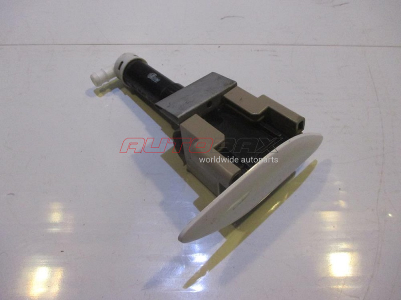 Headlight Washer Nozzle/Cover CX 7 2007>