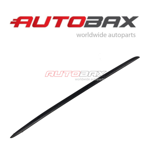 Molding/Windshield Trim VolksWagen Touareg 2010>2018