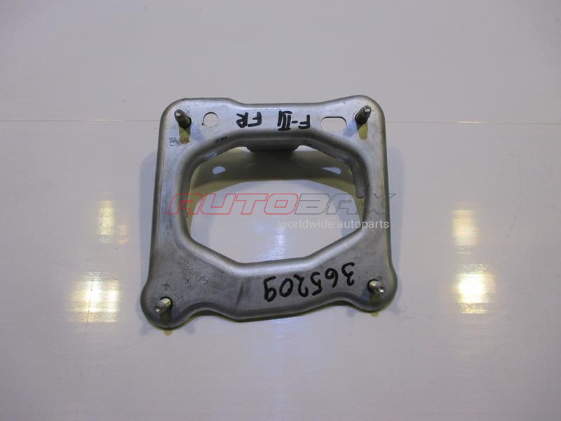 Frame Rail Brace / Splash Guard Bracket Ford Focus III 2011>