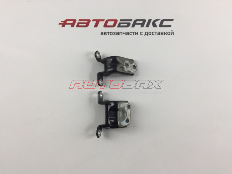 Door Hinge Rear Right Tribeca (B9/W10) 2005>
