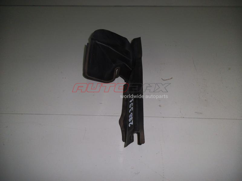 Left Radiator Deflector Sebring/Stratus 2001>2006